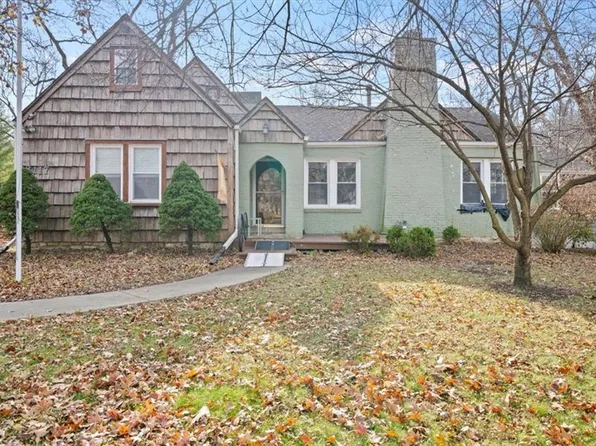 8117 W 61st St, Overland Park, KS 66202