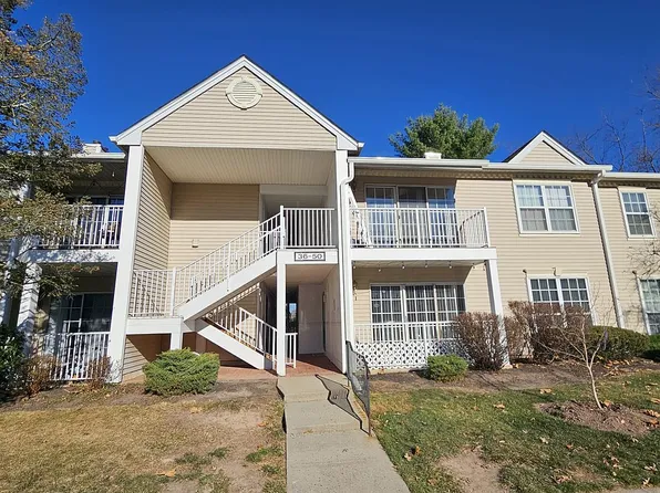 38 Lindsey Ct, Franklin Park, NJ 08823