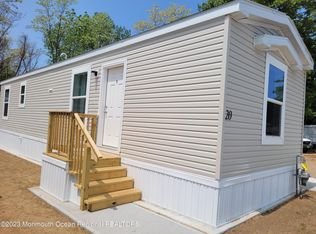 20 Avenue D, Keansburg, NJ 07734