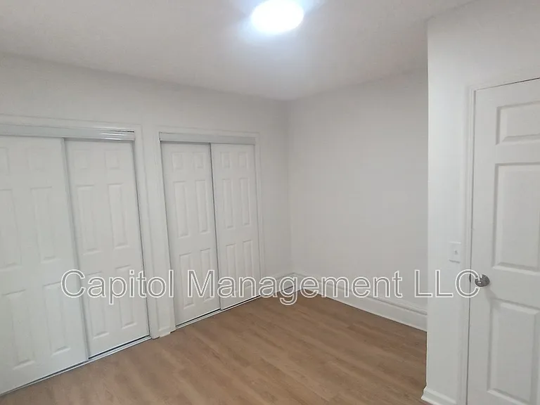 1120 N Chestnut St #1 — Photo 13