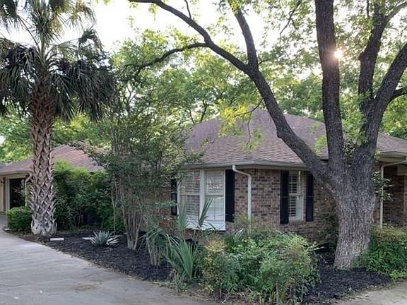 3rd image of 6116 Prospect Hill Dr