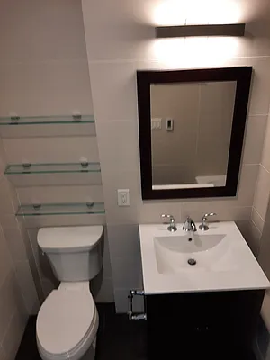 Rented by Max & Associates Realty Corp | media 10