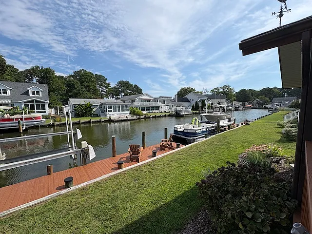 3 bed, 1232 sqft, $2,500 — Photo 2