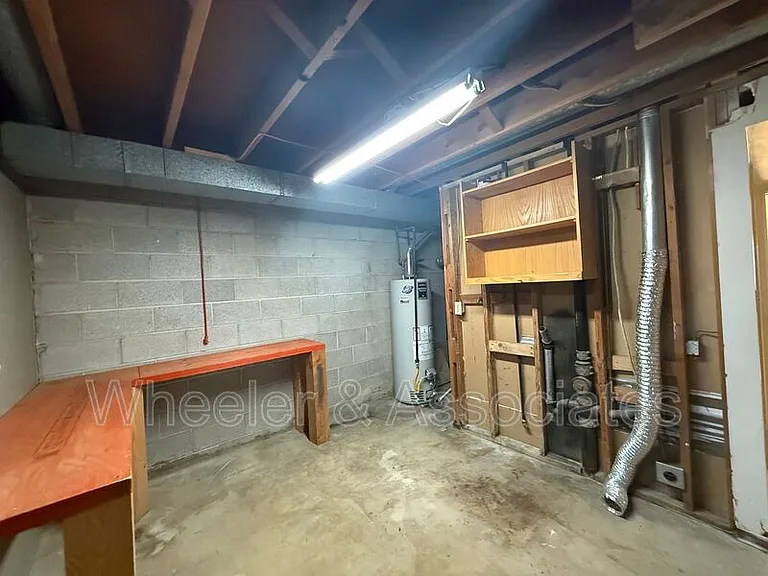 4083 S Porter Ave — Photo 18