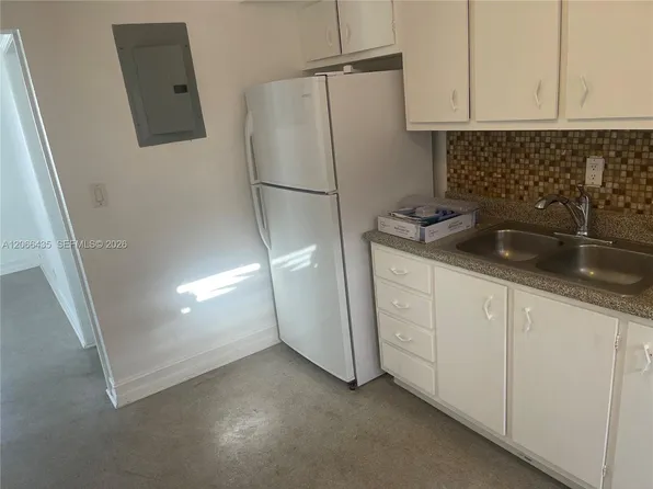 1400 N 16th Ave #2, Hollywood, FL 33020
