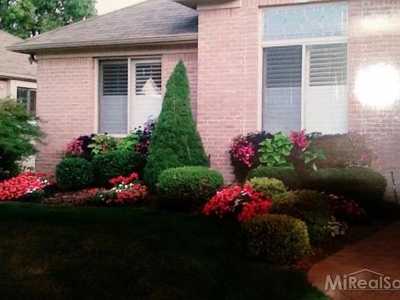 2nd image of 20920 Parkplace Ln