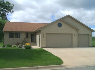 832 Cj Moe Blvd, Dassel, MN 55325