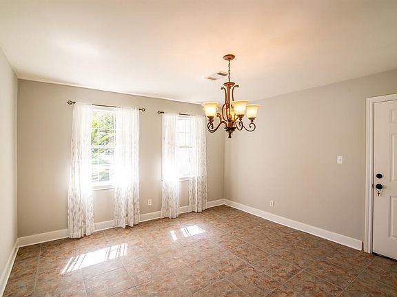 Your Formal Dining room is 14 x 13, great for the holiday parties and family dinners.