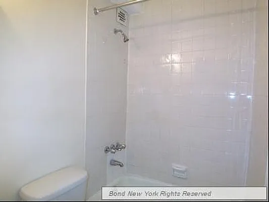 Rented by Bond New York | media 3