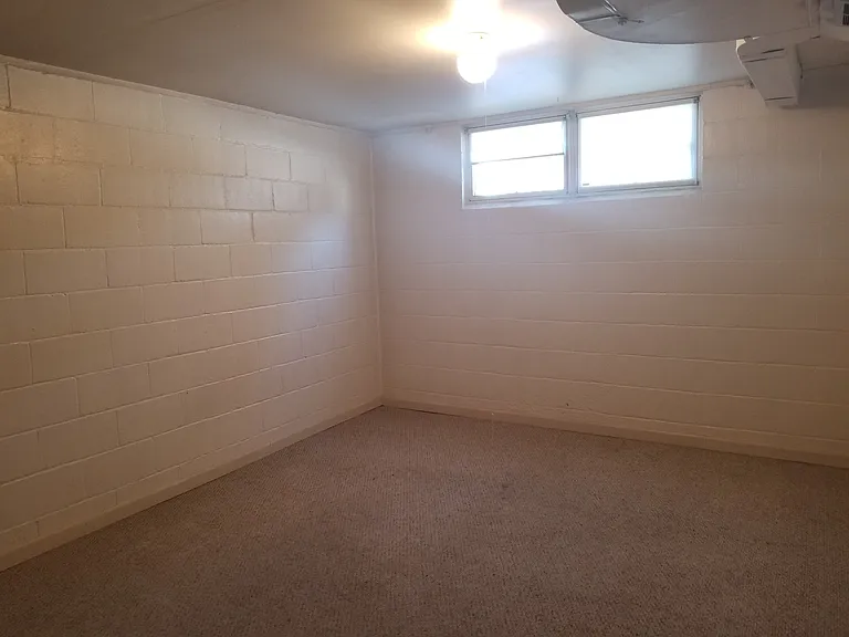 1 bed, 1.0 bath, $850 — Photo 11