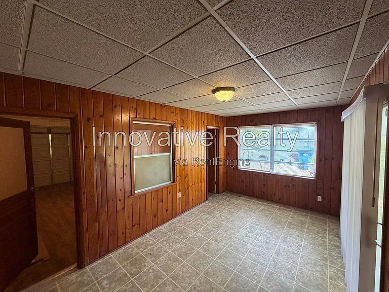 145 S Sheridan Ave — Photo 6