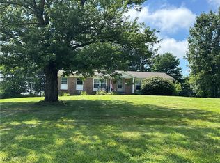3007 Swallen Ave, Louisville, OH 44641
