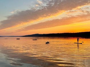 82 E Hummingbird Ln, Belfair, WA 98528