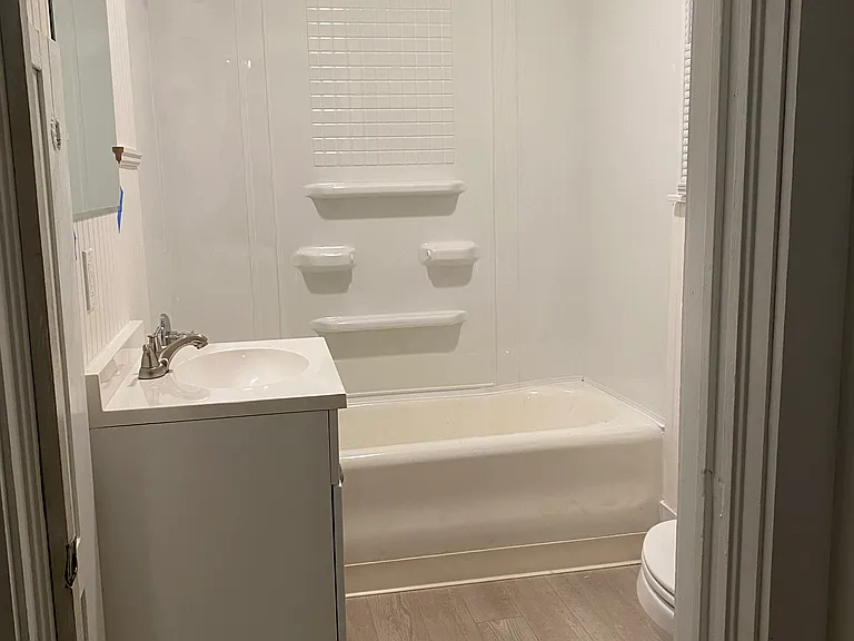 601 N 10th Ave — Photo 3
