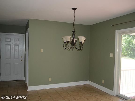 5th image of 104 Sallie Ln