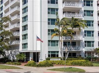 700 Beach Dr NE APT 103, Saint Petersburg, FL 33701