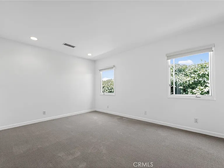 13047 Dickens St — Photo 18