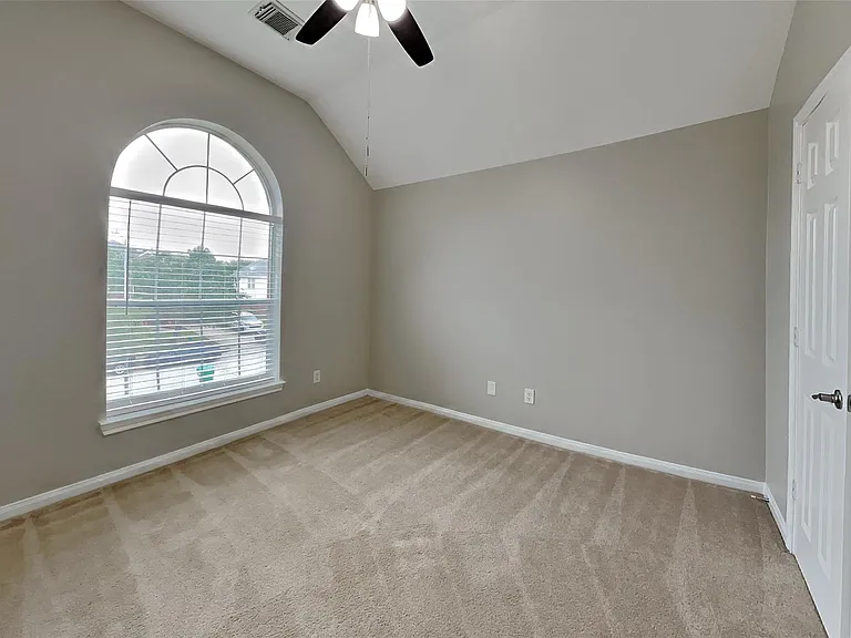6714 Village Bridge Dr — Photo 14