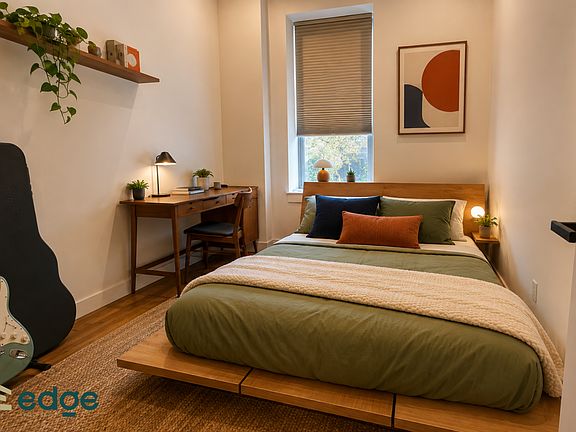 4th image of 215 Richards St #1