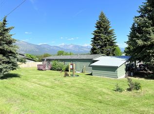 825 Grantsdale Rd, Hamilton, MT 59840