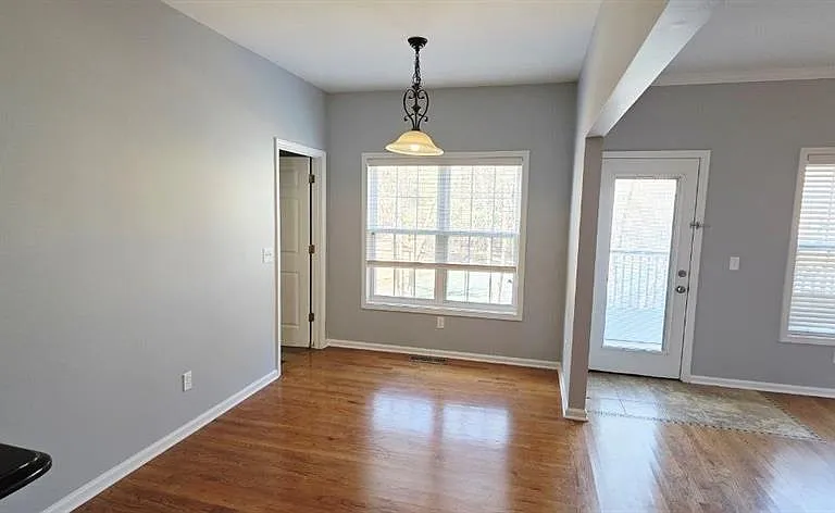 3595 Deep Cove Dr — Photo 11