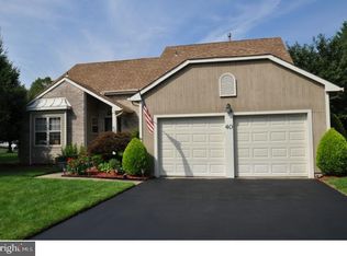 40 Brook Dr, Burlington, NJ 08016