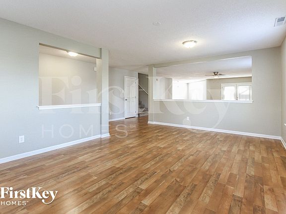 2nd image of 2244 Blossom Dr