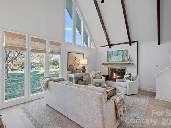 109 Sandy Shore Dr, Mooresville, NC 28117