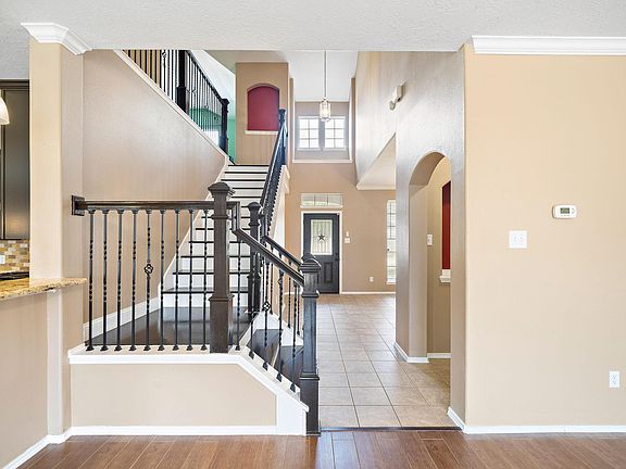 4th image of 24606 Colonial Birch Ln