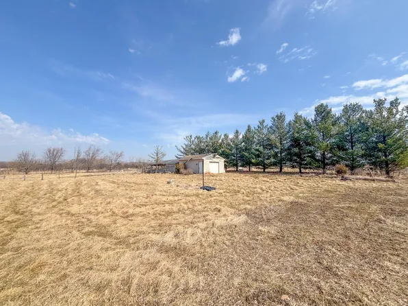 605 North BRITTON ROAD, Union Grove, WI 53182