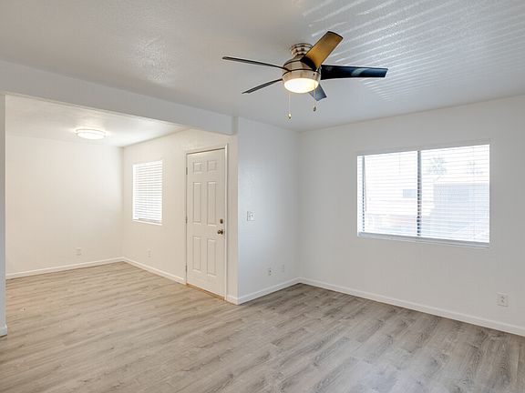 5th image of 4318 N 13th Pl #B211