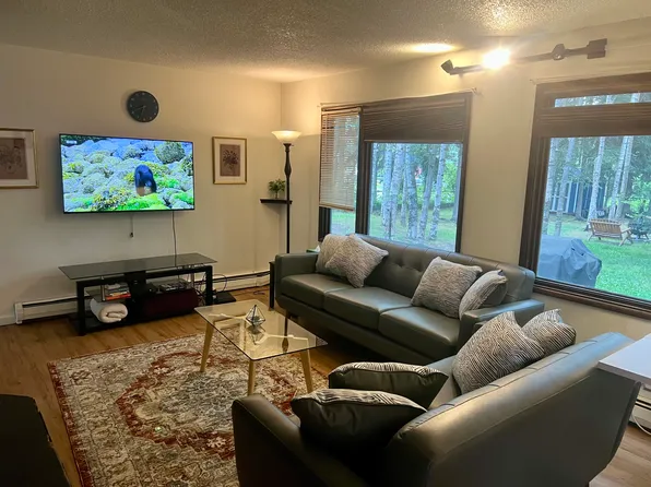 (undisclosed Address), Anchorage, AK 99518