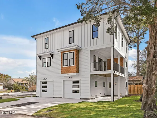 903 Fourth Street S, Carolina Beach, NC 28428