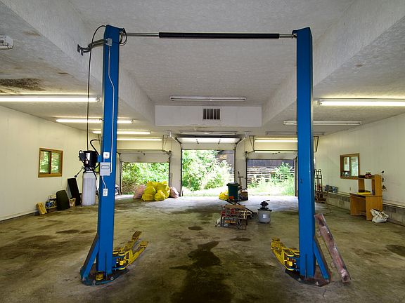 5th image of 7007 S Ketcham Rd
