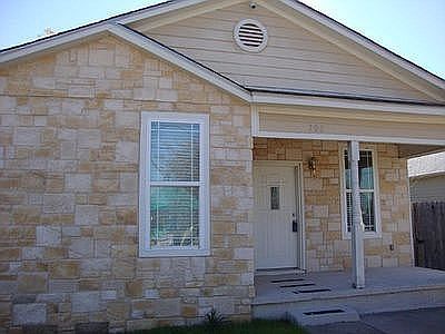 1st image of 702 Hines Ave