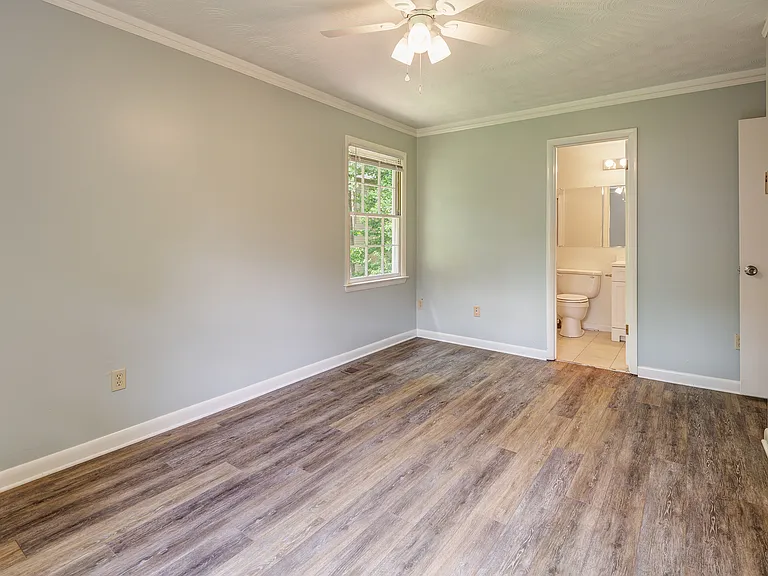 364 Pearson Dr — Photo 12