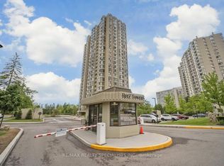 8 Lisa St #1901, Brampton, ON L6T 4S6