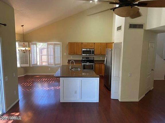 3rd image of 4143 E Silverwood Dr