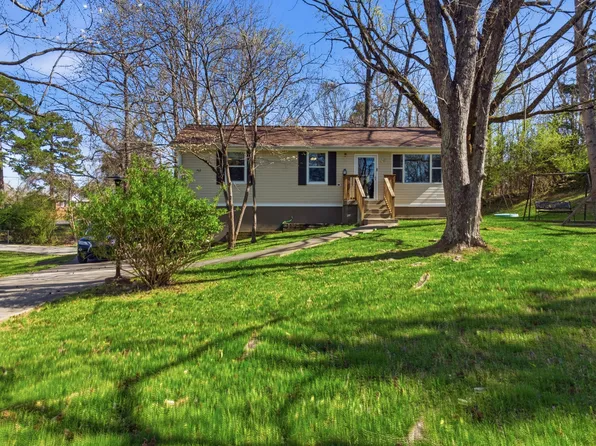 1315 Gratton Rd, Clarksville, TN 37043