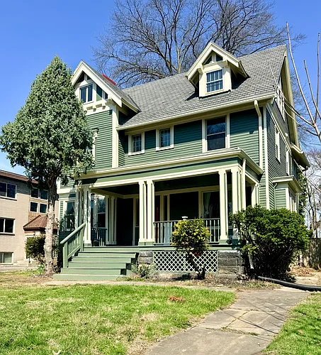 3100 Archwood Ave Photo 1