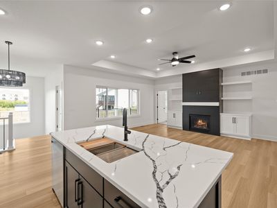 782 NE 71st St, Pleasant Hill, IA, 50327