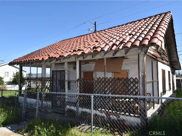 32976 Oleander Dr, Lake Elsinore, CA 92530