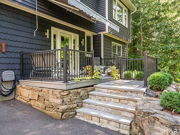 5th image of 574 Belden Hill Road