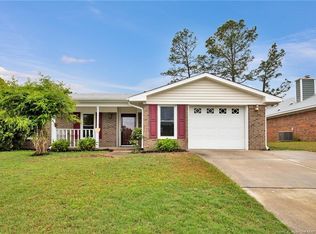2300 Spindletree Dr, Fayetteville, NC 28304