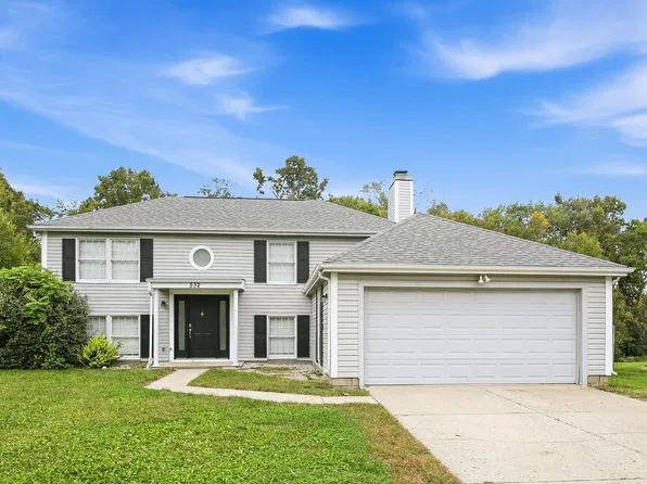 532 Hunters Trl, Greenwood, IN 46142