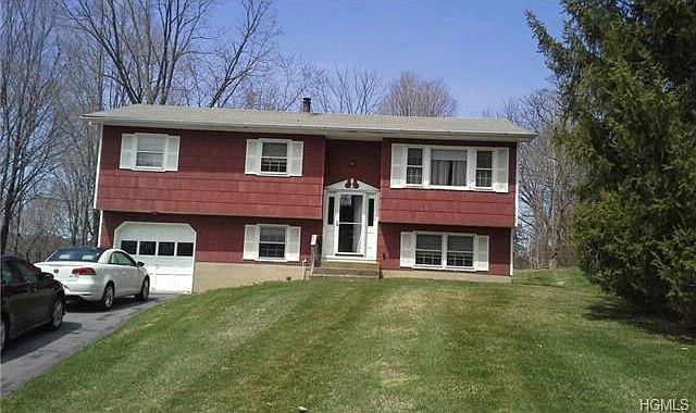 2nd image of 12 Letts Cir