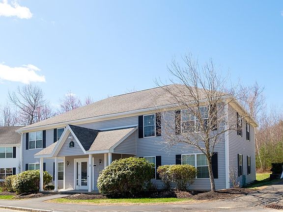 2nd image of 3 Tampa Drive #D