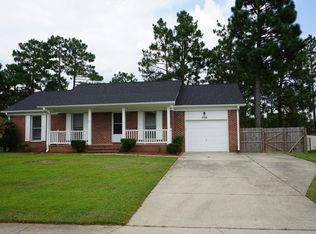 236 Eppingdale Dr, Spring Lake, NC 28390