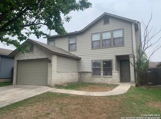 6843 Flaming Ridge Dr, Converse, TX 78109