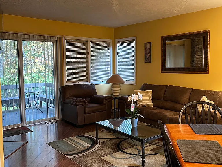 72 Arrowwood Dr #E — Photo 6